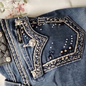 Size 28 miss me jeans